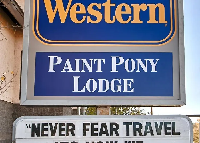 Western Paint Pony Hotel 2*